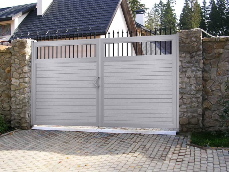 Уличные ворота DoorHan в Орле с установкой