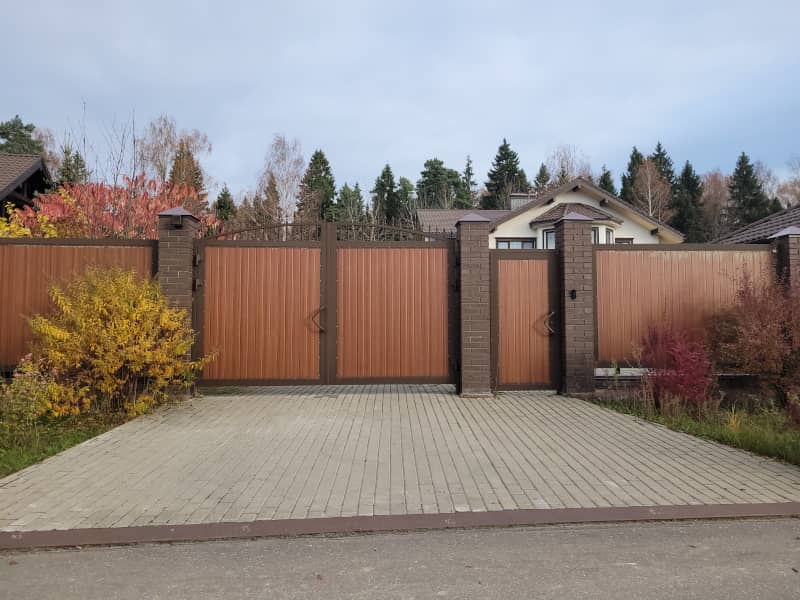 Уличные ворота DoorHan в Орле с установкой